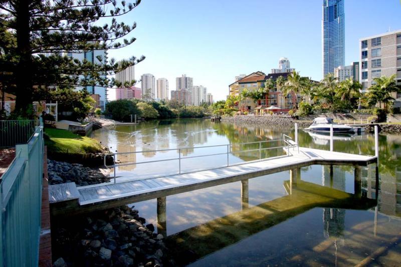 Surfers Riverside Gold Coast Exterior photo