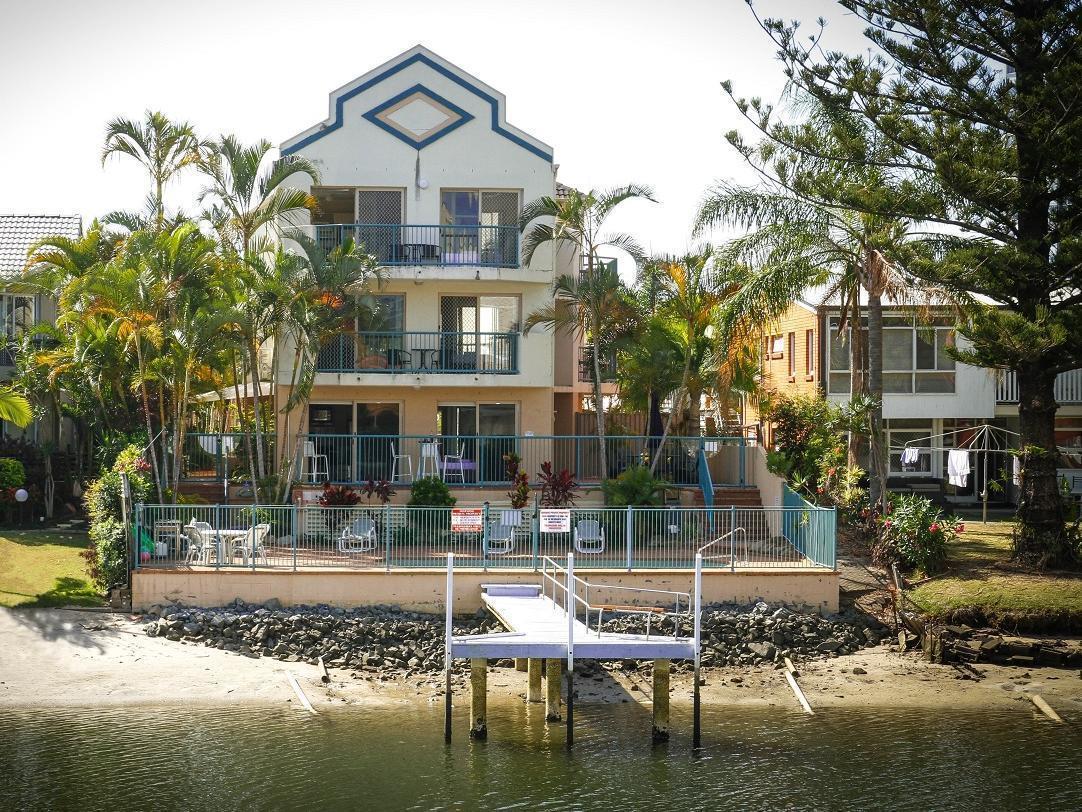 Surfers Riverside Gold Coast Exterior photo